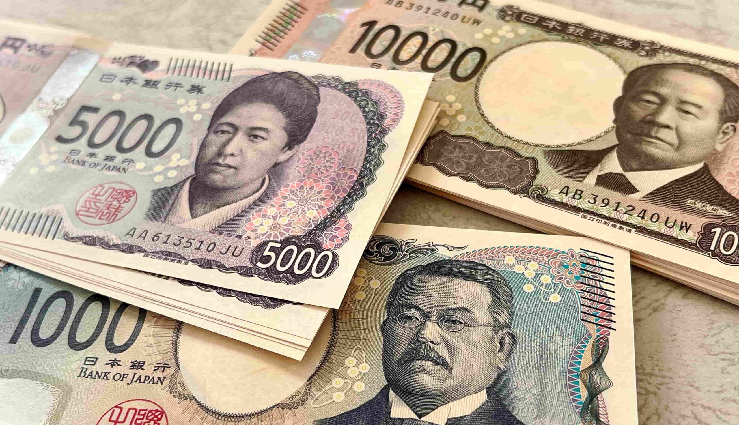 Yen Rises After Japan Election as Aussie Dollar Jumps on Hawkish RBA